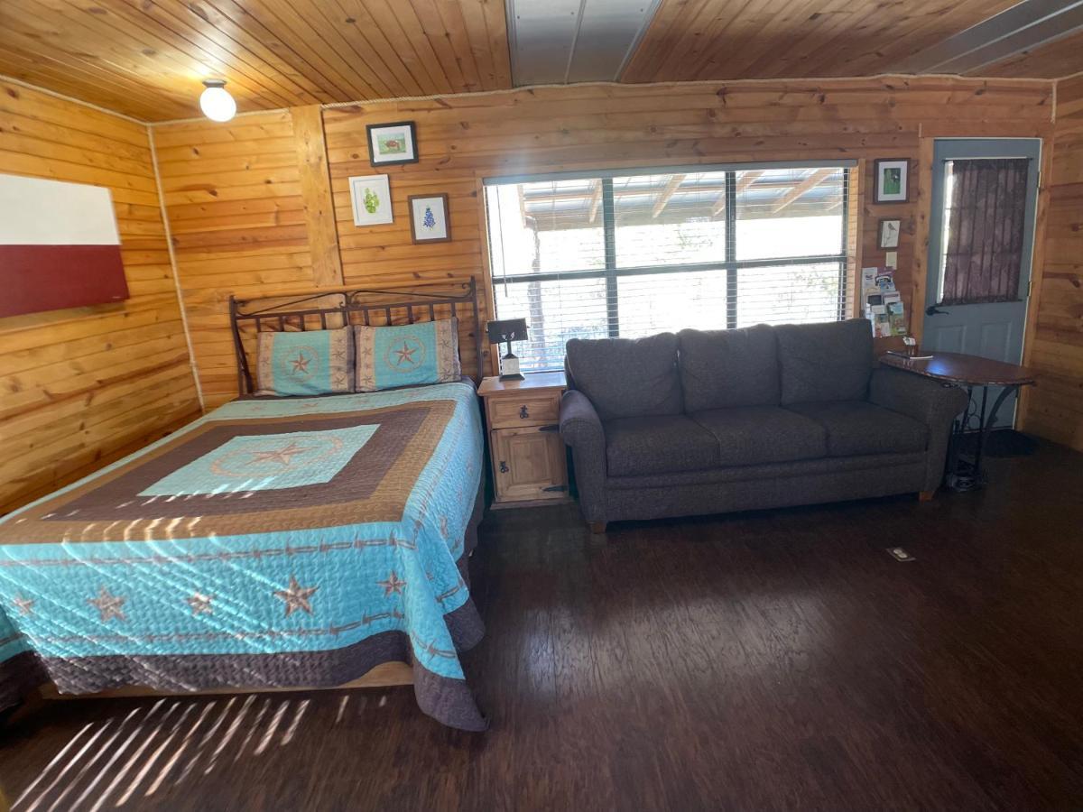 Walnut Canyon Couette-café
