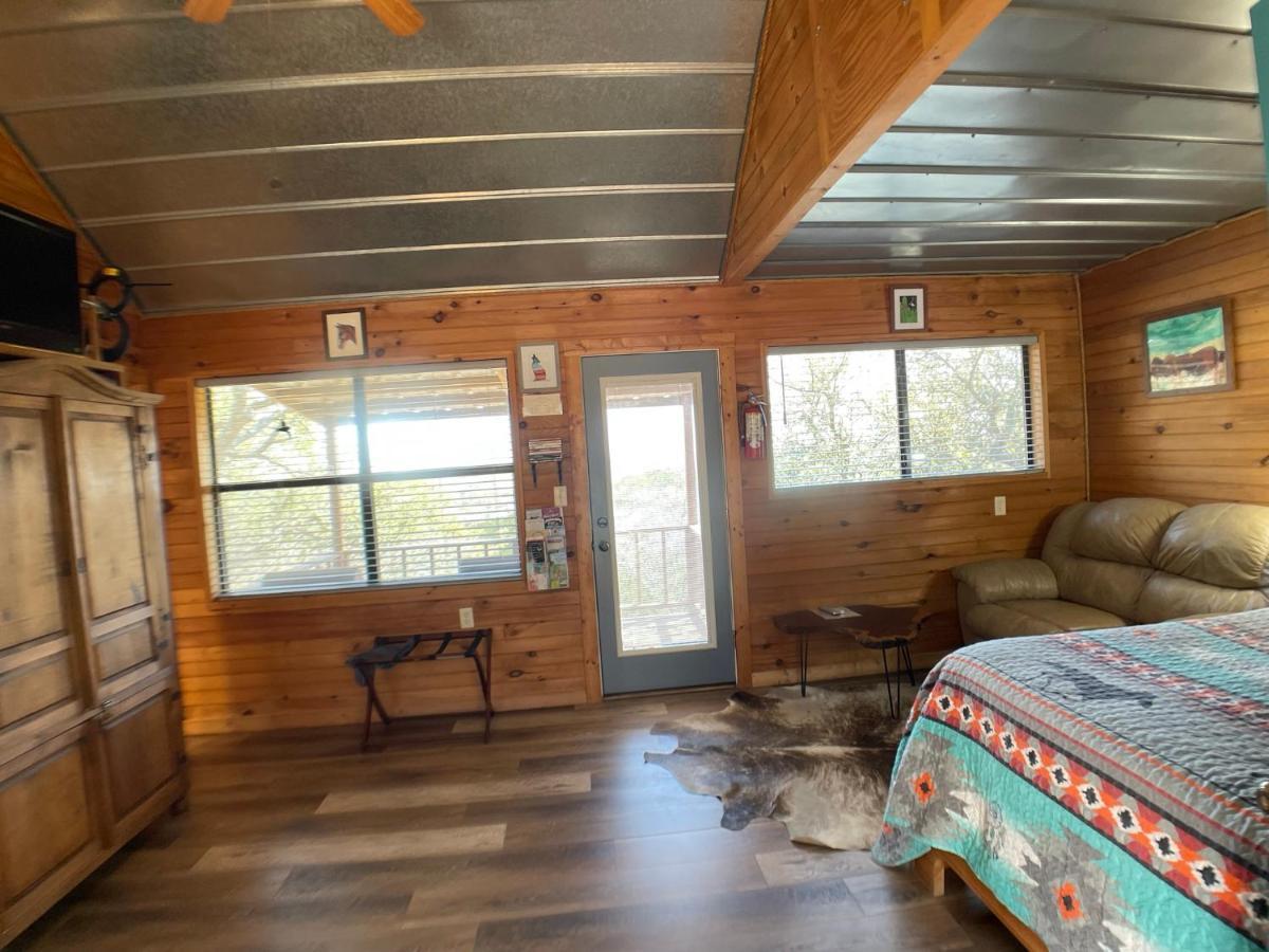 Walnut Canyon Couette-café